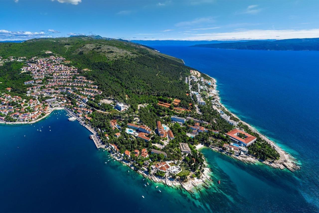 Apartments With A Parking Space Rabac, Labin - 2340 מראה חיצוני תמונה
