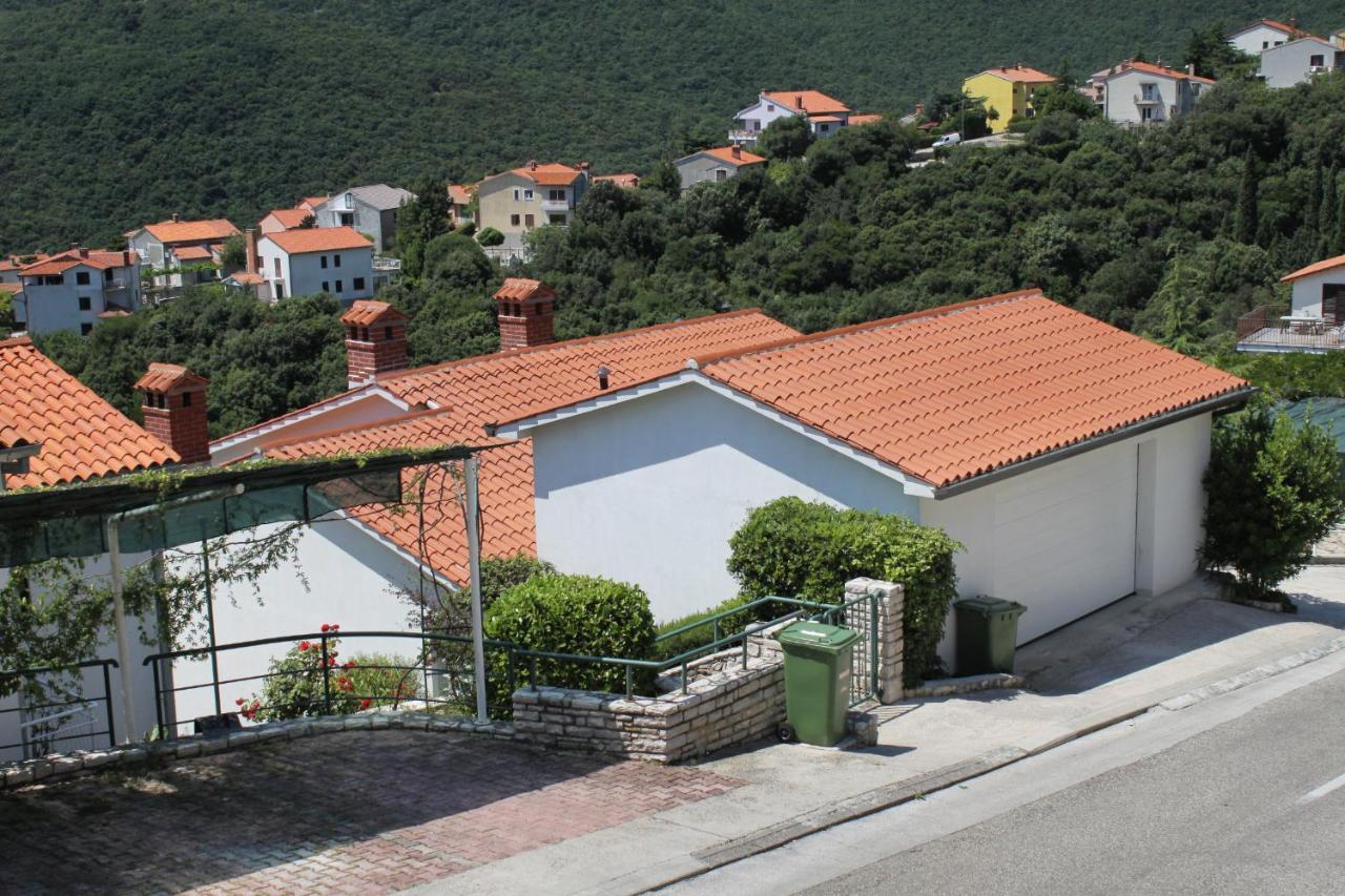 Apartments With A Parking Space Rabac, Labin - 2340 מראה חיצוני תמונה