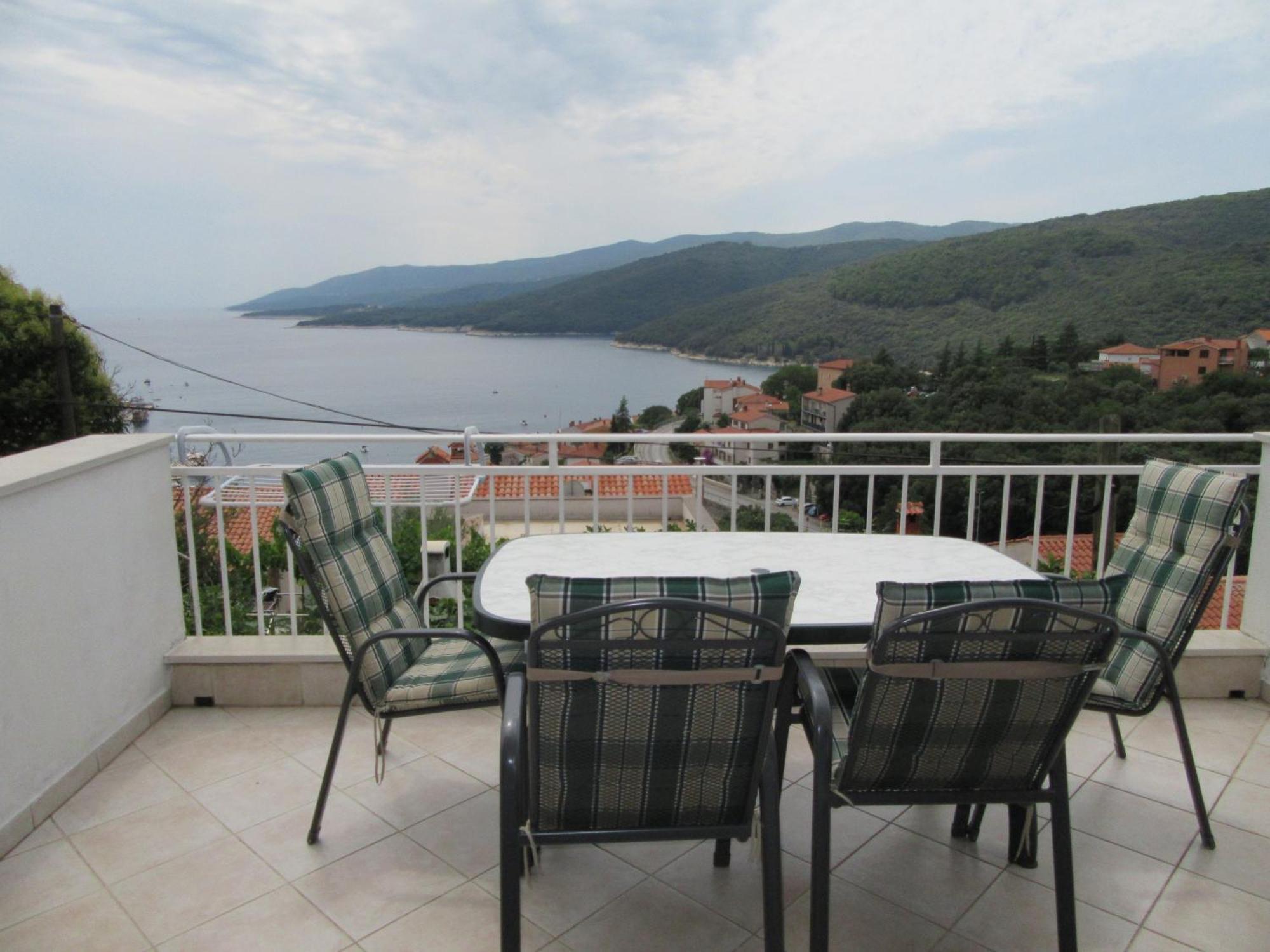 Apartments With A Parking Space Rabac, Labin - 2340 מראה חיצוני תמונה